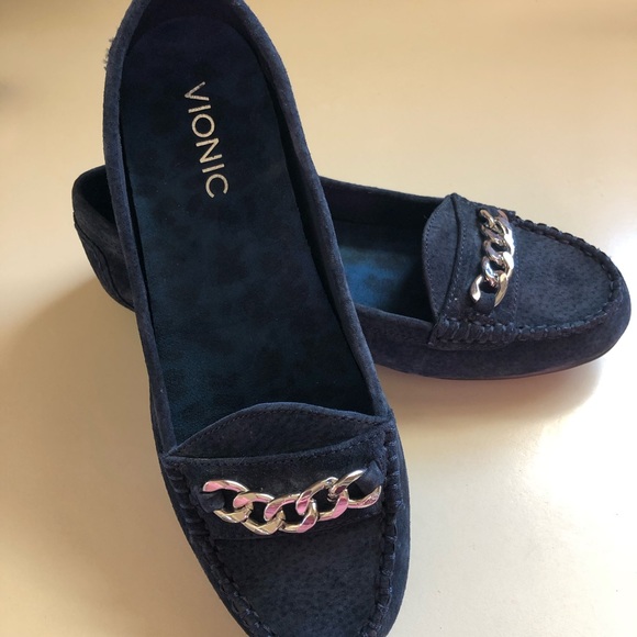 Shoes - Vionic loafers